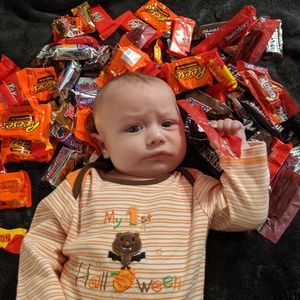 Meet your Posher, Caitlin